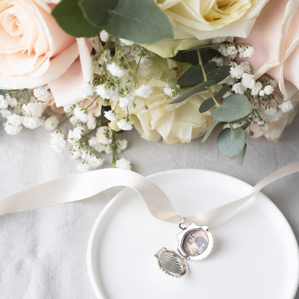 Personalised Sea Shell Wedding Bouquet Photo Locket